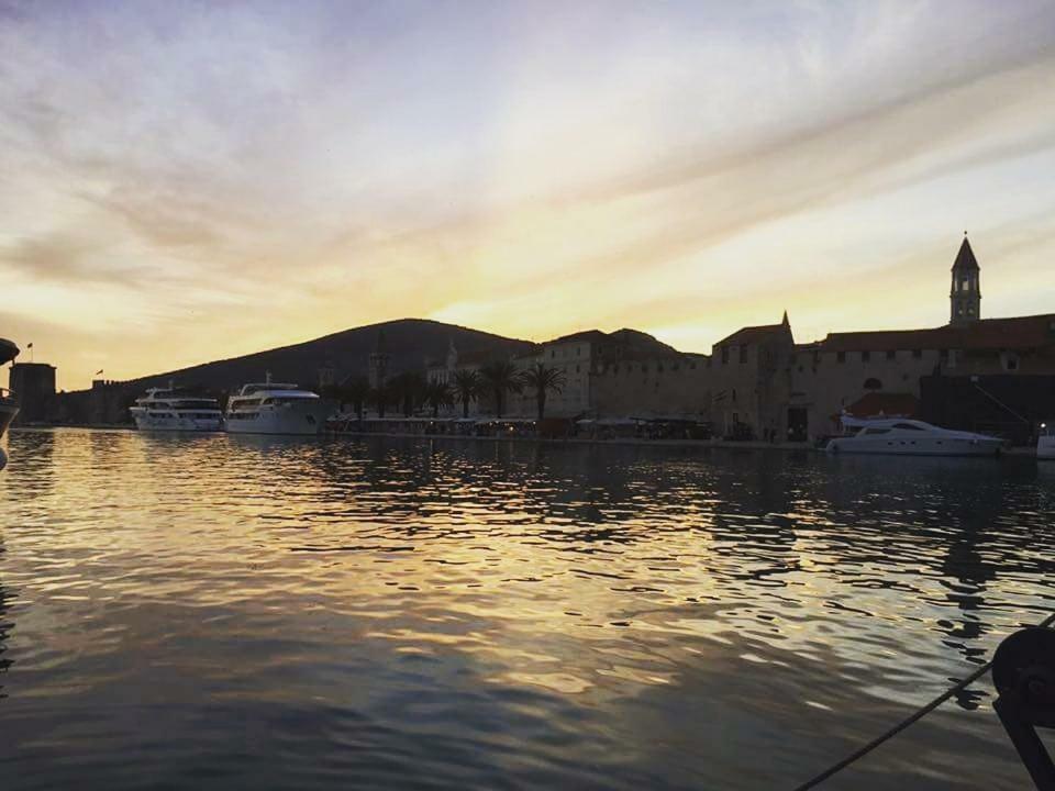 Apartman Tamara Trogir Exterior photo
